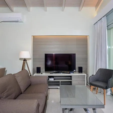 Paxos Luxury Living Junior Apartment