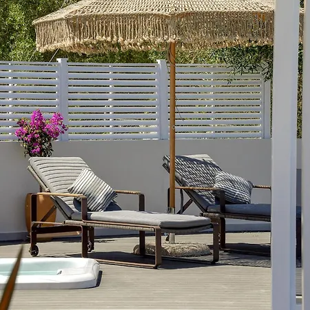 Paxos Luxury Living Junior Apartment