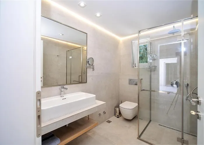 Paxos Luxury Living Junior * Gaios